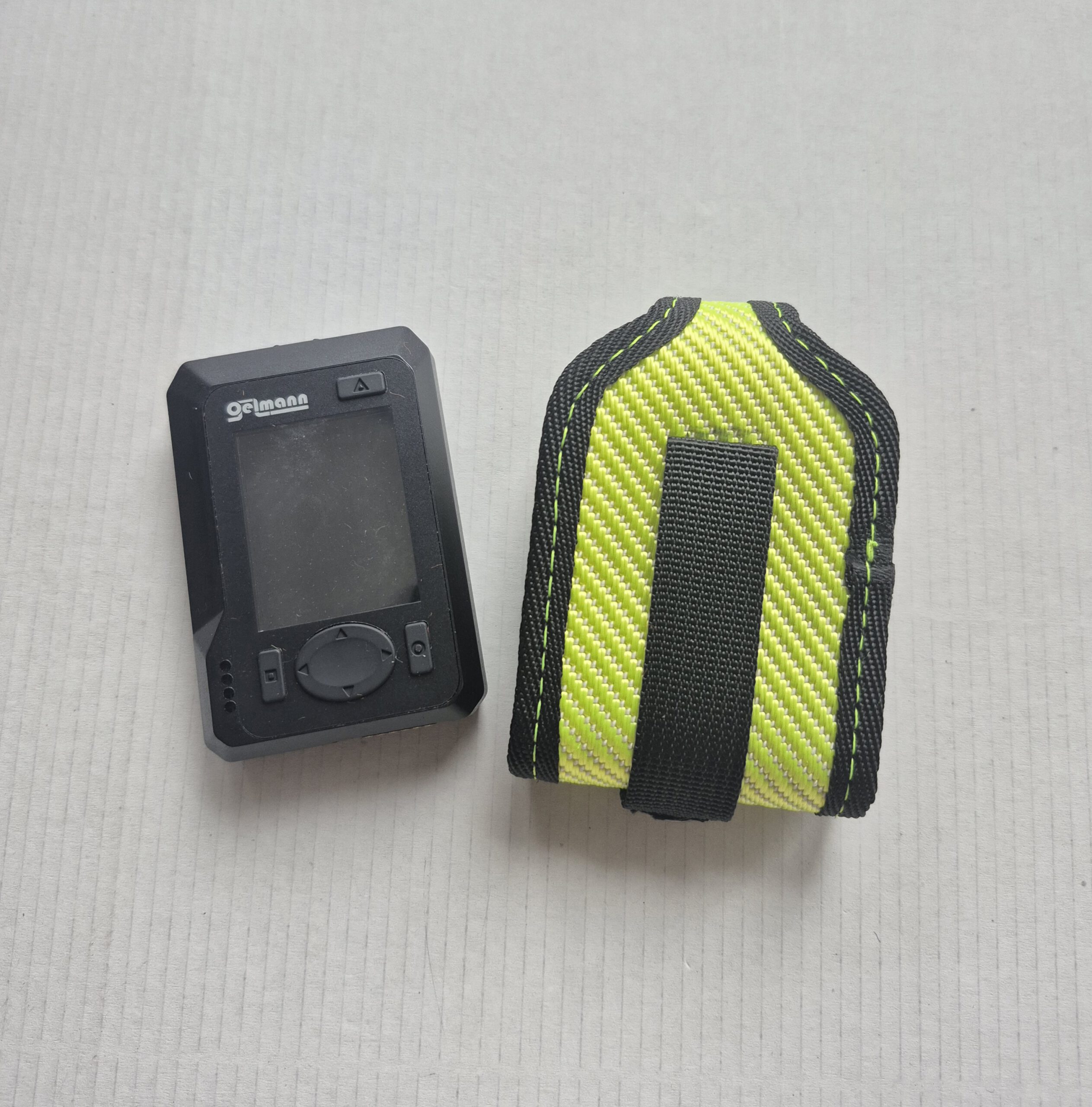 „String“ Tasche für FME Oelmann LX7 Gelb mit Gürtelschlaufe